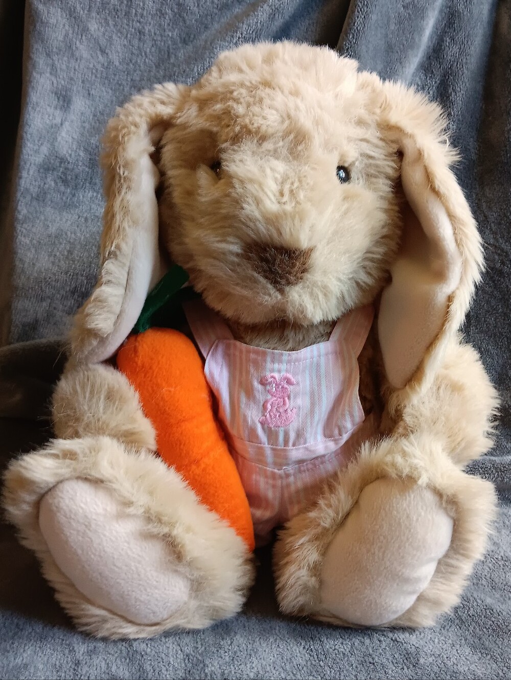 1989 Commonwealth Large Brown Floppy Ear Easter Bunny In Pink Suspenders Plush